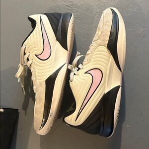 JA2 Nike basketball sneakers, coconut milk, pink and foam black size 9 1/2